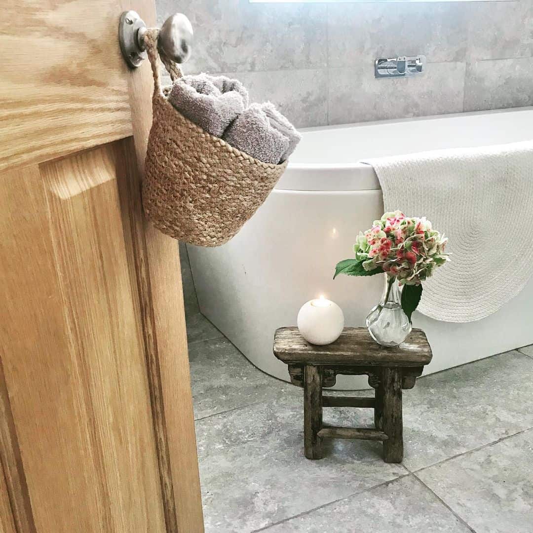 Jute Basket Hung on Door Holds Rolled Hand Towels