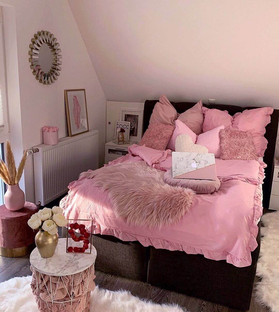 Pink Bedding With Ruffled Edges Creates a Soft, Romantic Look