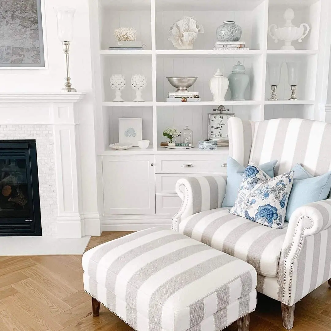 Style White Built-In Shelving With Coastal Accents
