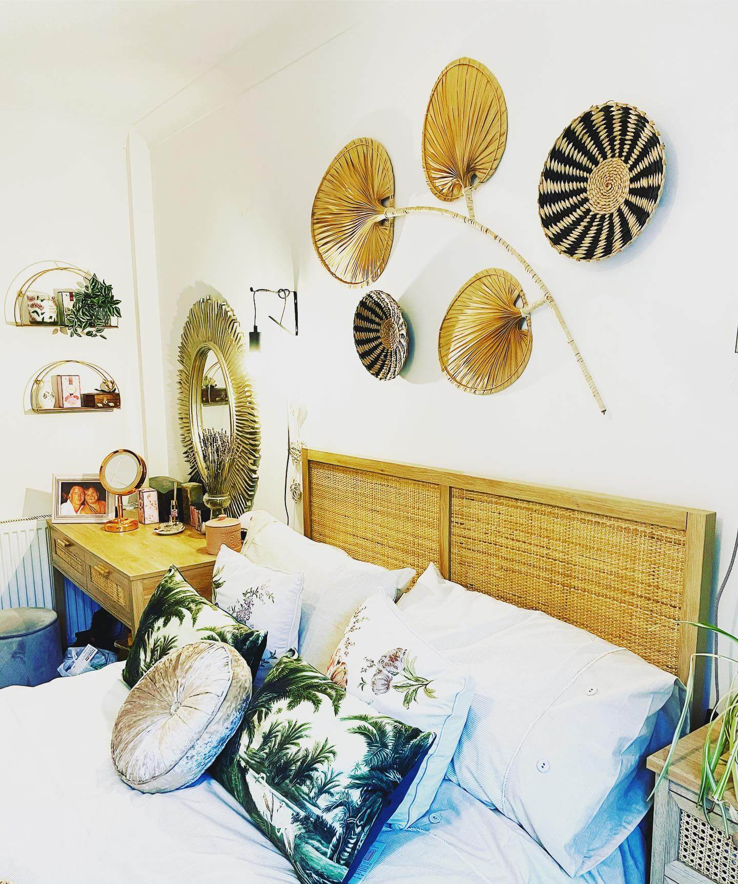 Fan-Shaped Palm Leaf Wall Art Adds Organic Texture