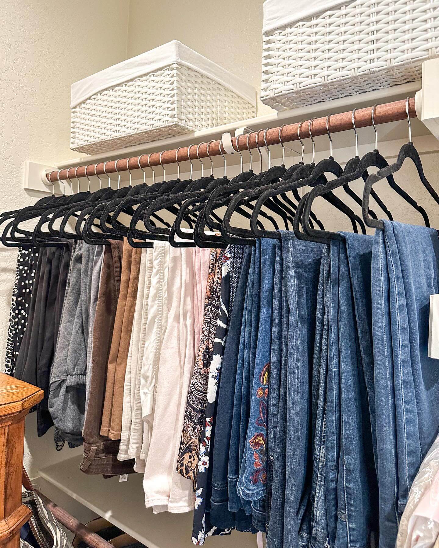 Prevent Pants Slipping With Velvet Hangers