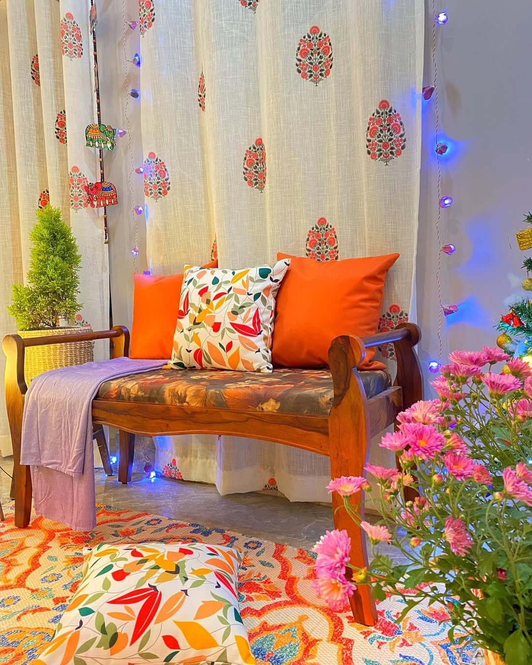 Patterned Bench Seat Adds a Layer of Texture
