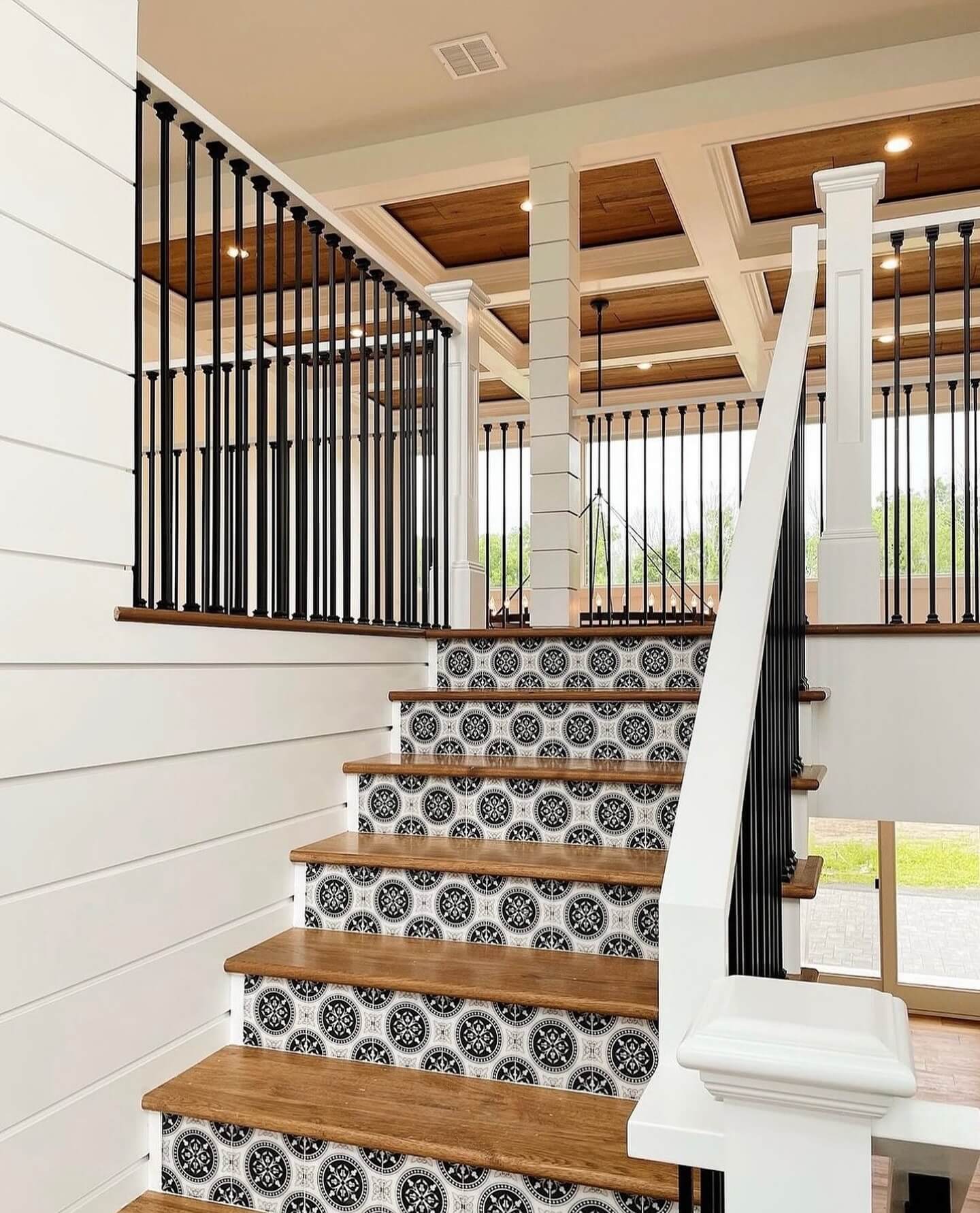 Monochromatic Tile Risers Add Graphic Punch to Wood Stairs