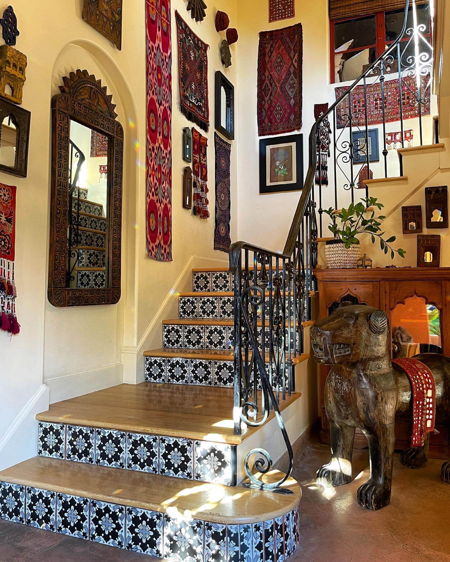 Monochromatic Tile Patterns Add Bold Contrast to Stair Risers