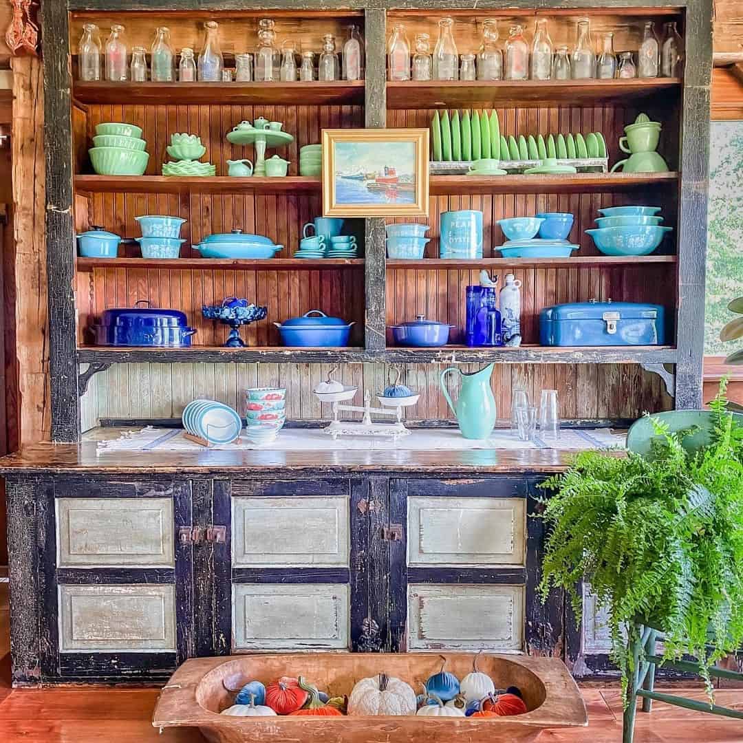 Jadeite Green Dishes Create A Cheerful Kitchen Display