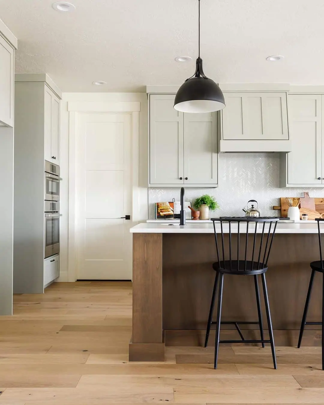 Wood Island Base Grounds Light Herringbone Backsplash