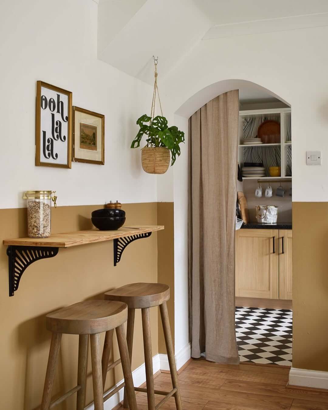 Wall-Mounted Shelf Creates a Compact Breakfast Nook