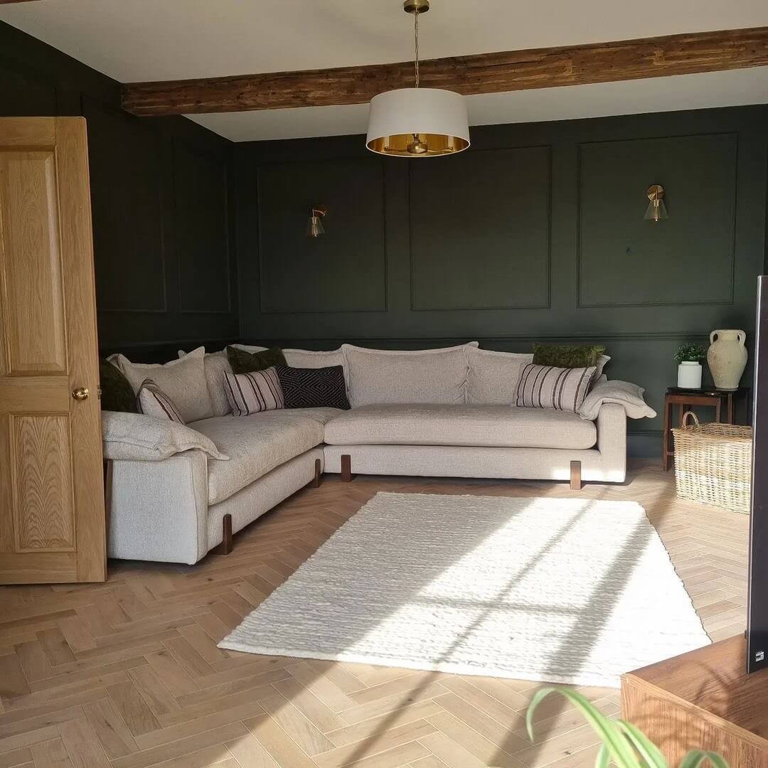 Herringbone Wood Floors for Natural Warmth