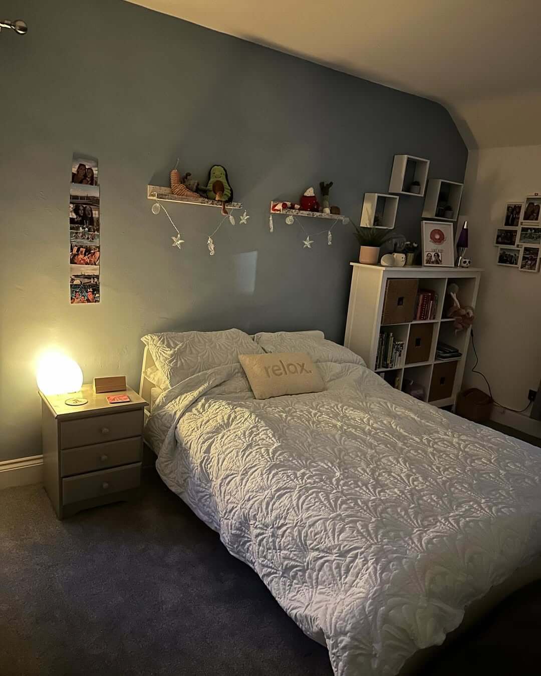Vertical Photo Display Adds Personal Touches to Walls