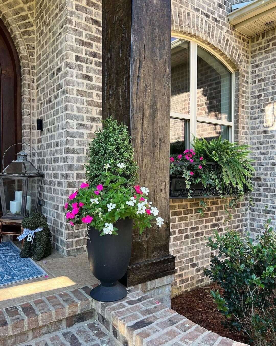 Urn Planters Add Height and Color to Porch Steps